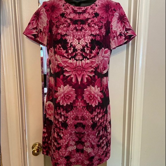Michael Kors mini Dress- size 6 💓 - Picture 1 of 3
